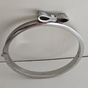 Euc Kate Spade Silver Toned Bow Hinged Bangle